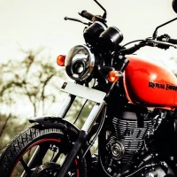 Royal Enfield 350 X Wallpapers